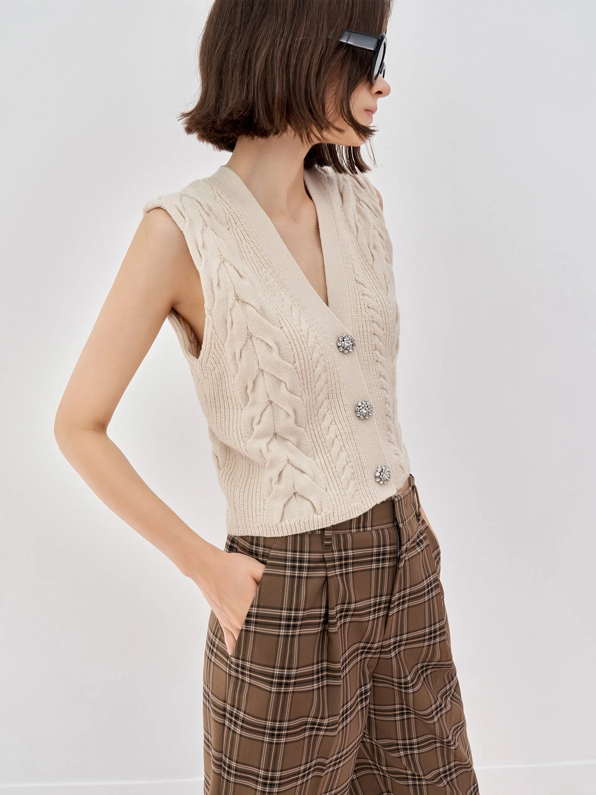 Cropped Cable Knit Vest