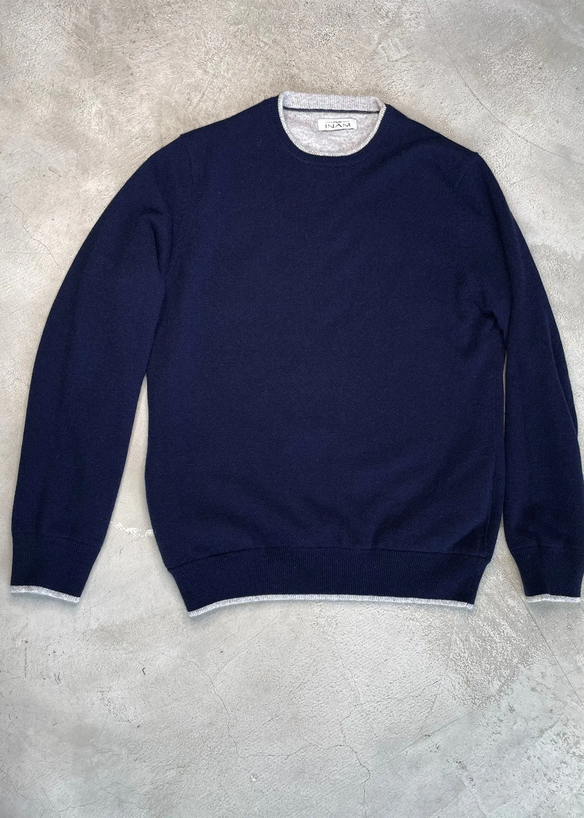 MANUEL | Our reversible crew neck