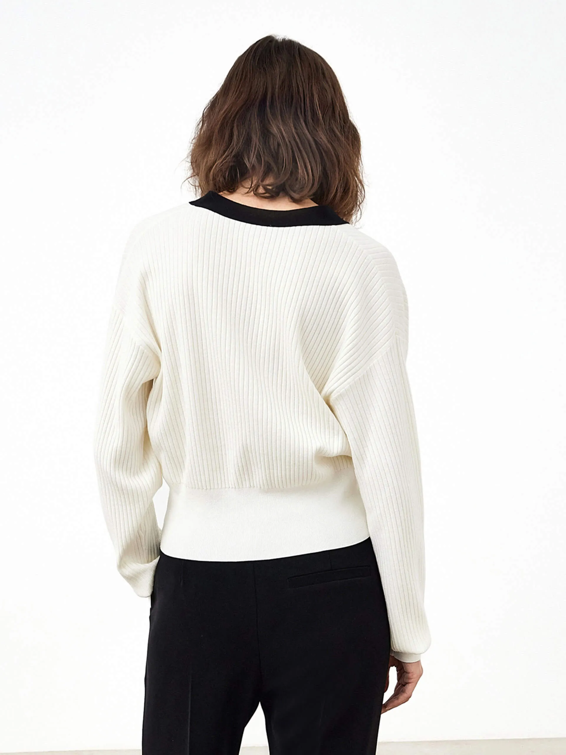 Ribbed Knit Contrasting Cardigan