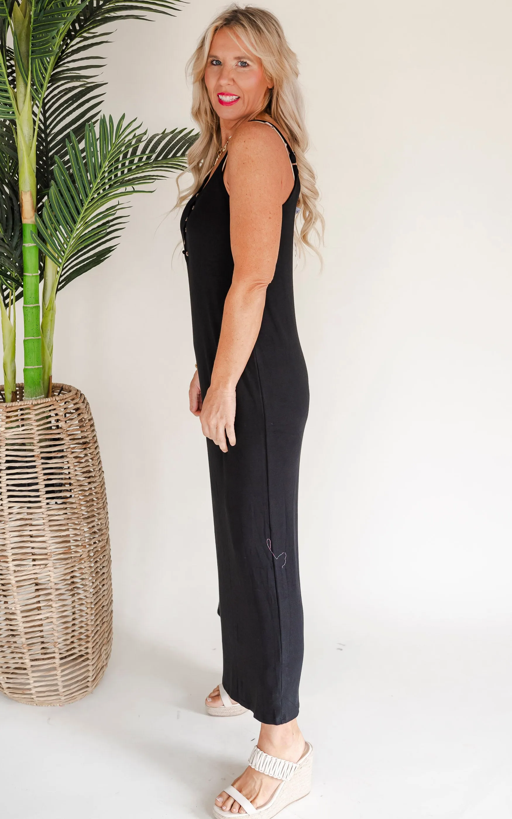 Soft and Flowy Jersey Sleeveless Maxi Dress